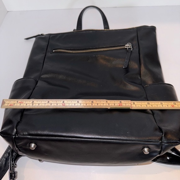 Freshly Picked Minimal Diaper bag backpack - Picture 12 of 12